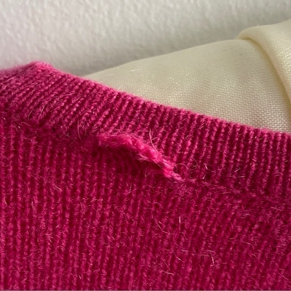 ⭐️HOST PICK⭐️ Cashmere Sweater - Picture 12 of 12